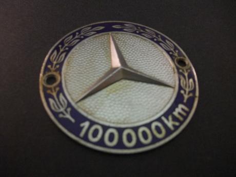Mercedes-Benz 100.000 KM schadevrij rijden zilverkleur